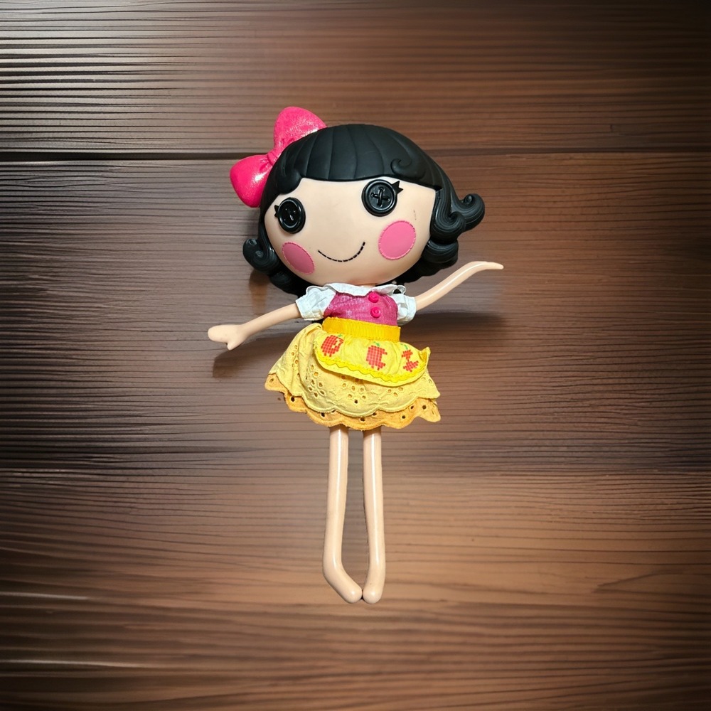 Lalaloopsy Snowy‎ Fairest Full Size Doll Only No Shoes No Pet Dated 12-01